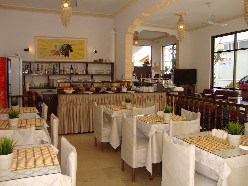 hotel rachel