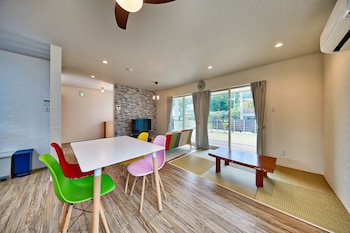 private villa espacio onna