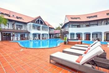 private villa espacio onna
