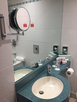 Holiday Inn Dover By Ihg,Dover>>Canterbury,4 star