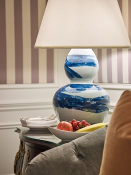 5th and 55th residence club