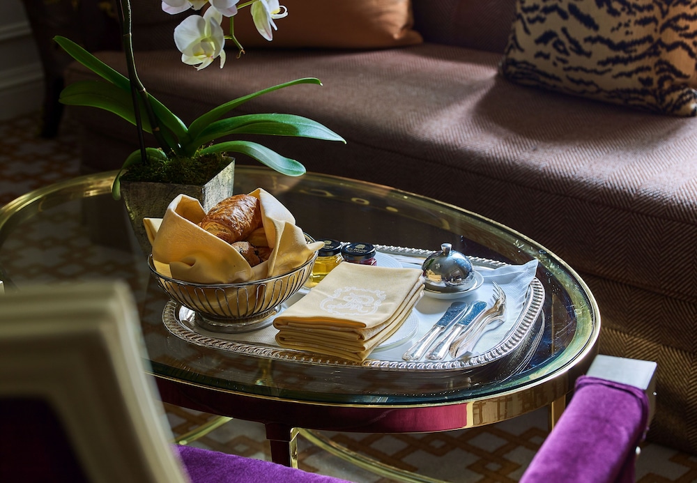 5th and 55th residence club