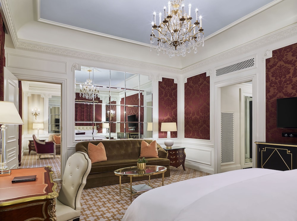 5th and 55th residence club