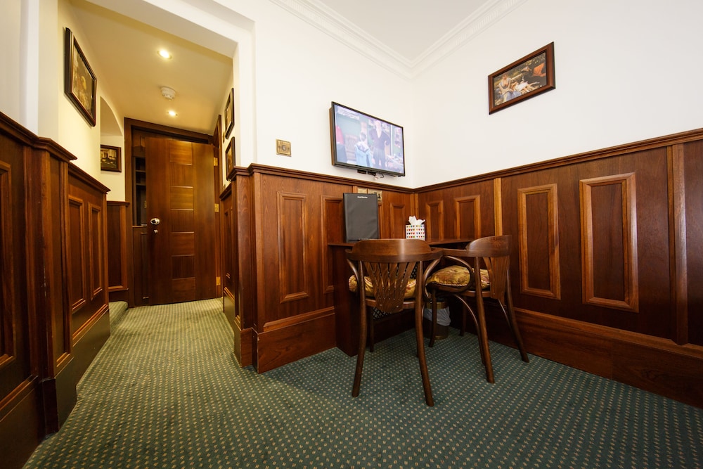 regency house