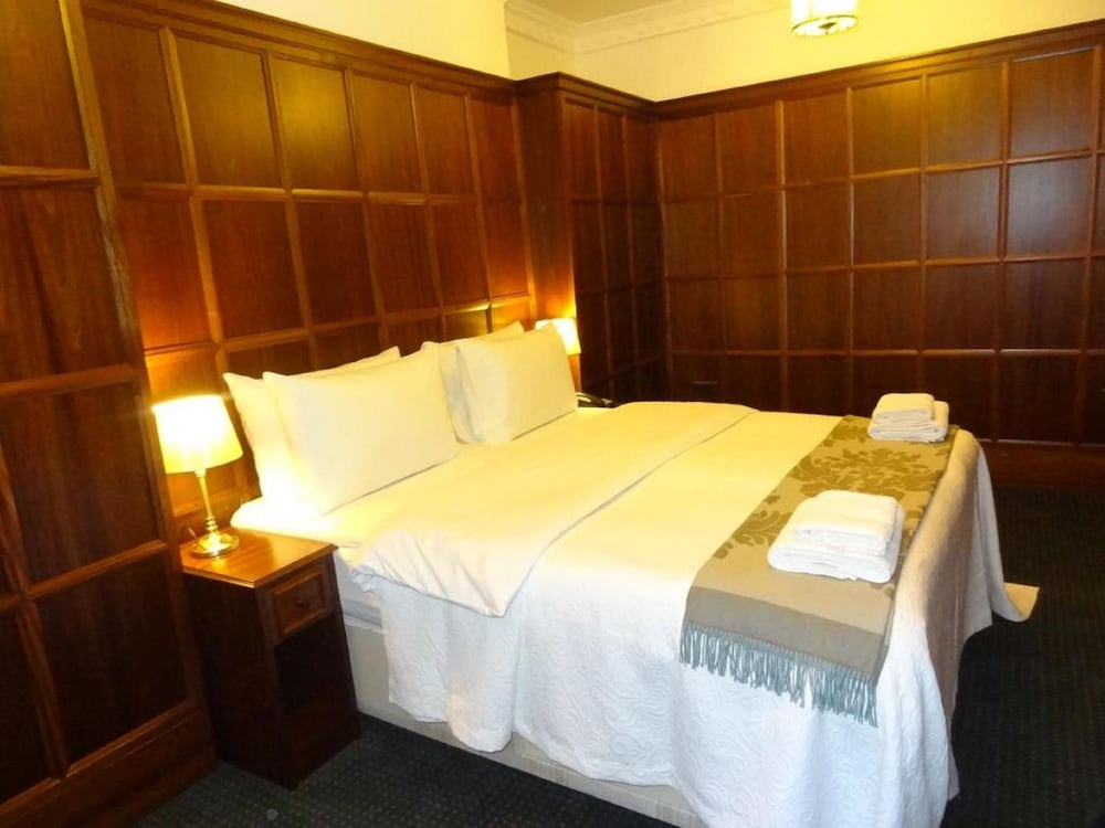regency house