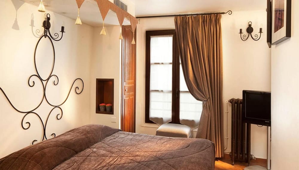 castex hotel