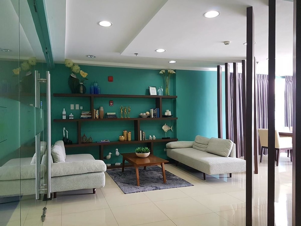 padgett place deluxe suites