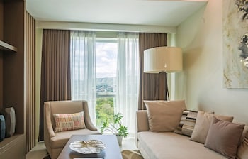 padgett place deluxe suites