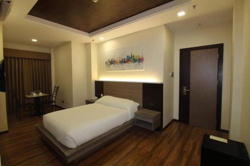 faircrown suites