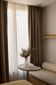 hotel elysees mermoz