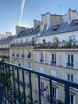 hotel elysees mermoz