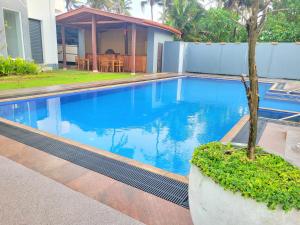 canela villa