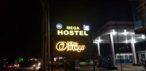mega hostel mirissa