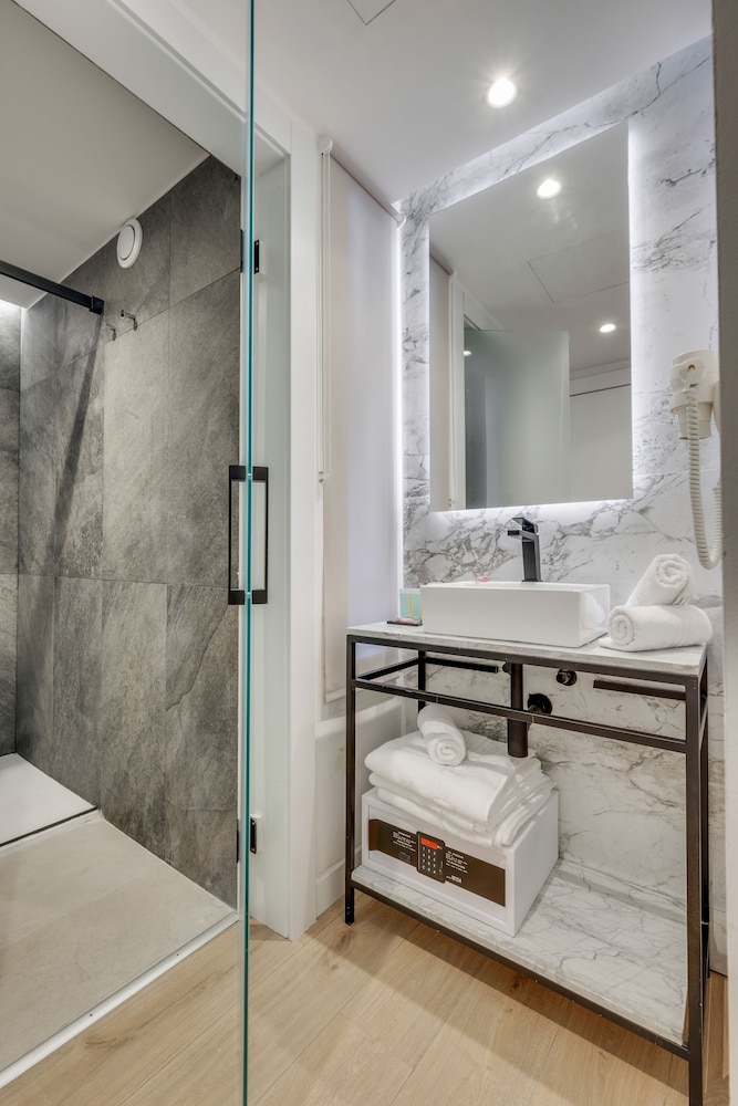 hotel beausejour