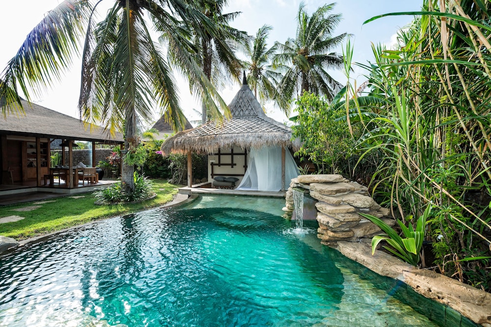 luxury villa bhuvana