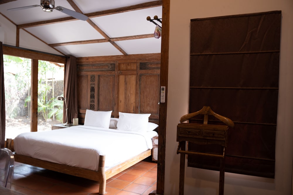 luxury villa bhuvana