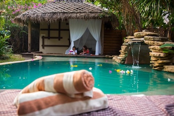 Luxury Villa Bhuvana,,3 star