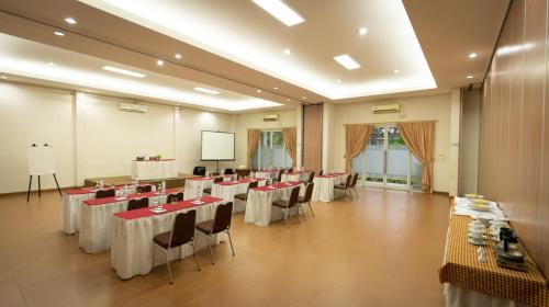 nite and day mdc puncak gadog