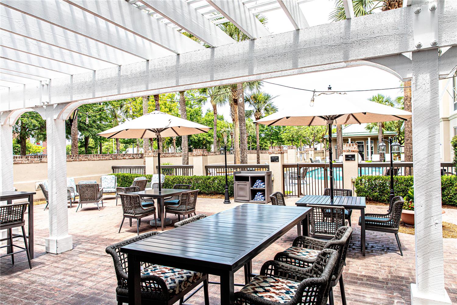 hampton inn and suites charleston west ashley