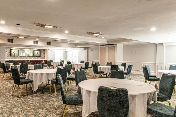 hampton inn and suites charleston west ashley