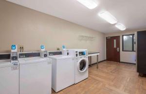 extended stay america select suites charlotte tyvola rd