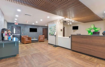 Extended Stay America Select Suites - Charlotte - Tyvola Rd.,North Carolina>>Charlotte,3 star