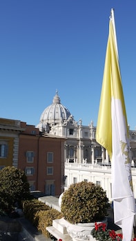 Residenza Paolo Vi,Lazio>>Rome,4 star