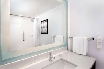 hilton garden inn charlotte uptown