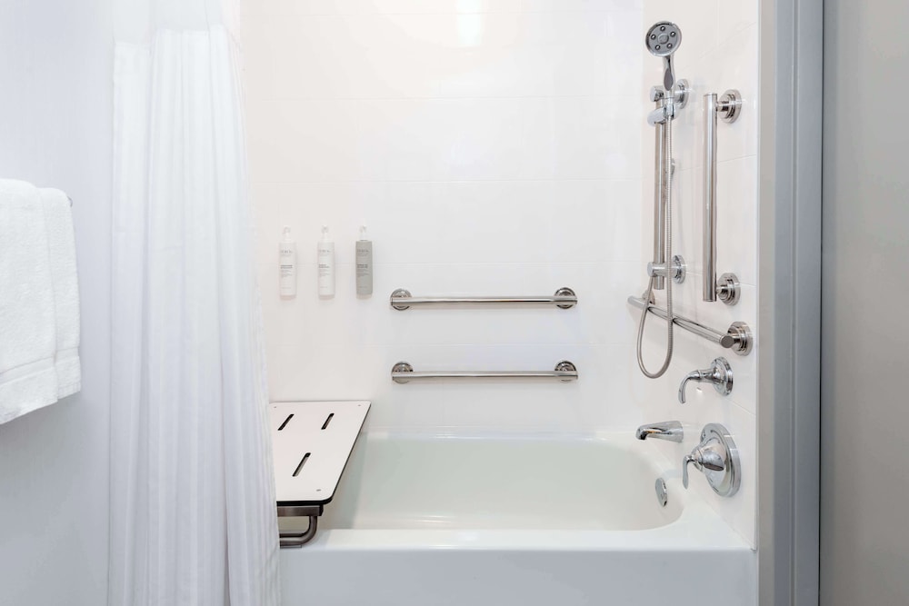 hilton garden inn charlotte uptown