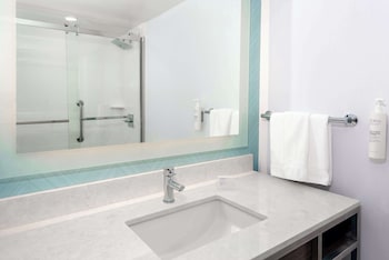 hilton garden inn charlotte uptown