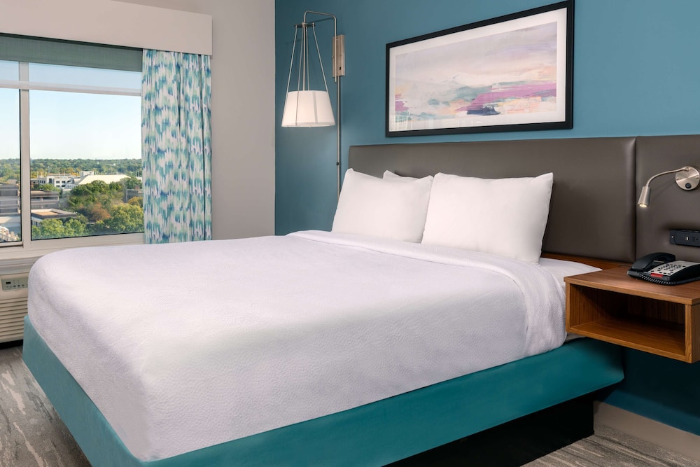 hilton garden inn charlotte uptown