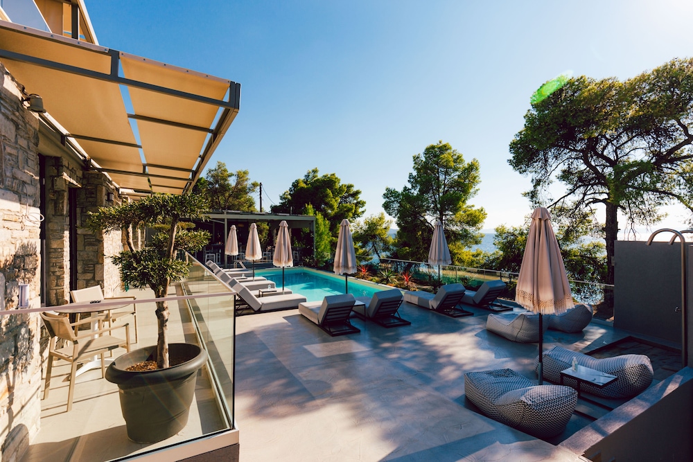 casa bloo adults only