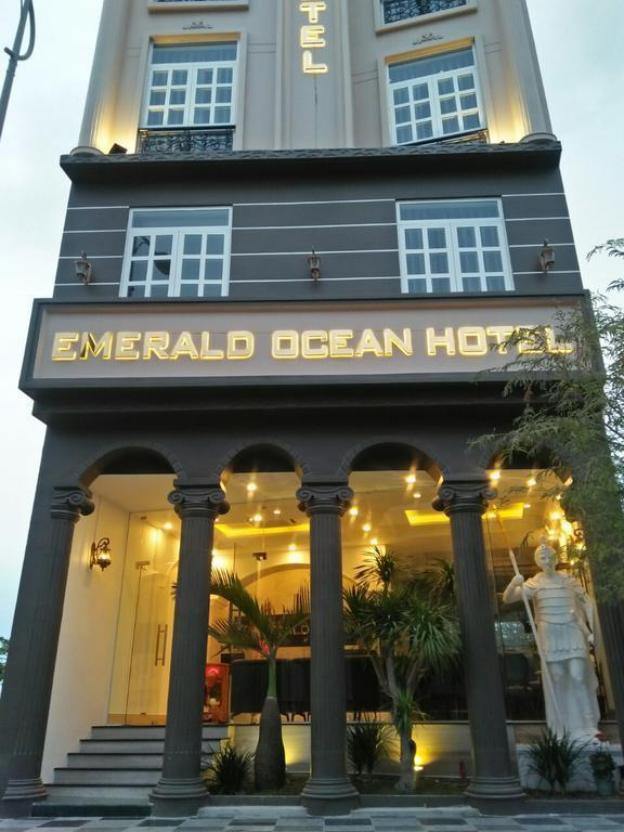 emerald ocean hotel