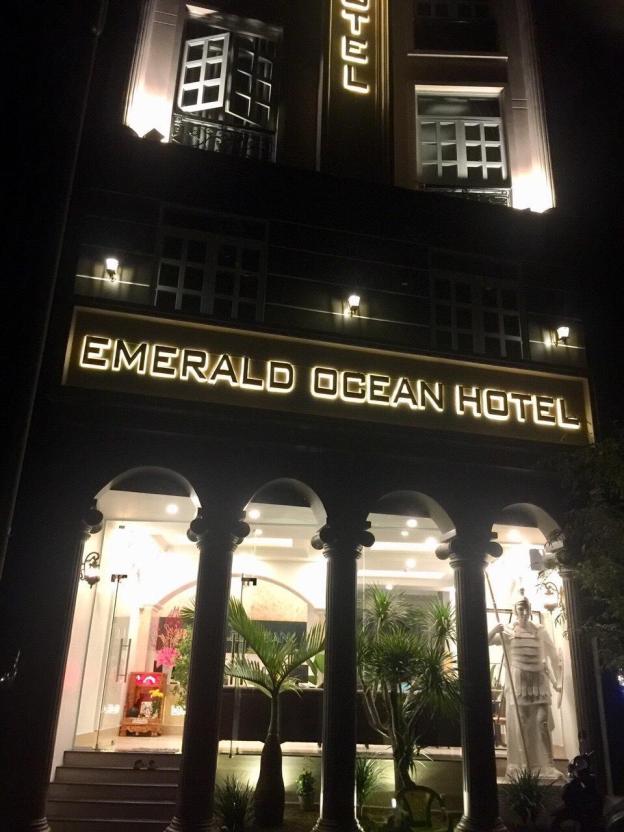 emerald ocean hotel