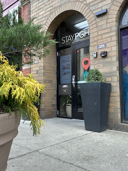 Stay Pittsburgh,,2 star