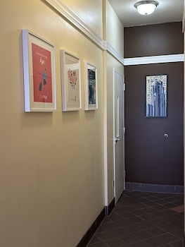 Stay Pittsburgh,,2 star