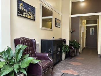 Stay Pittsburgh,,2 star