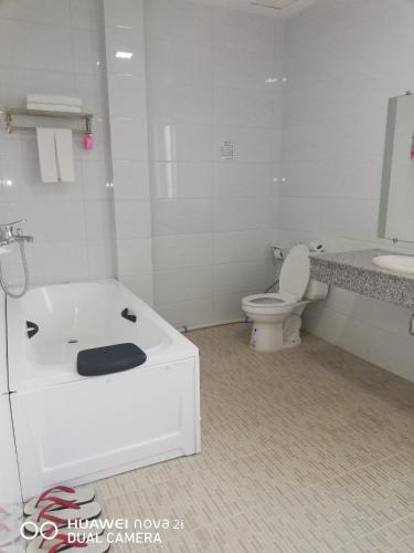 supreme hotel yangon