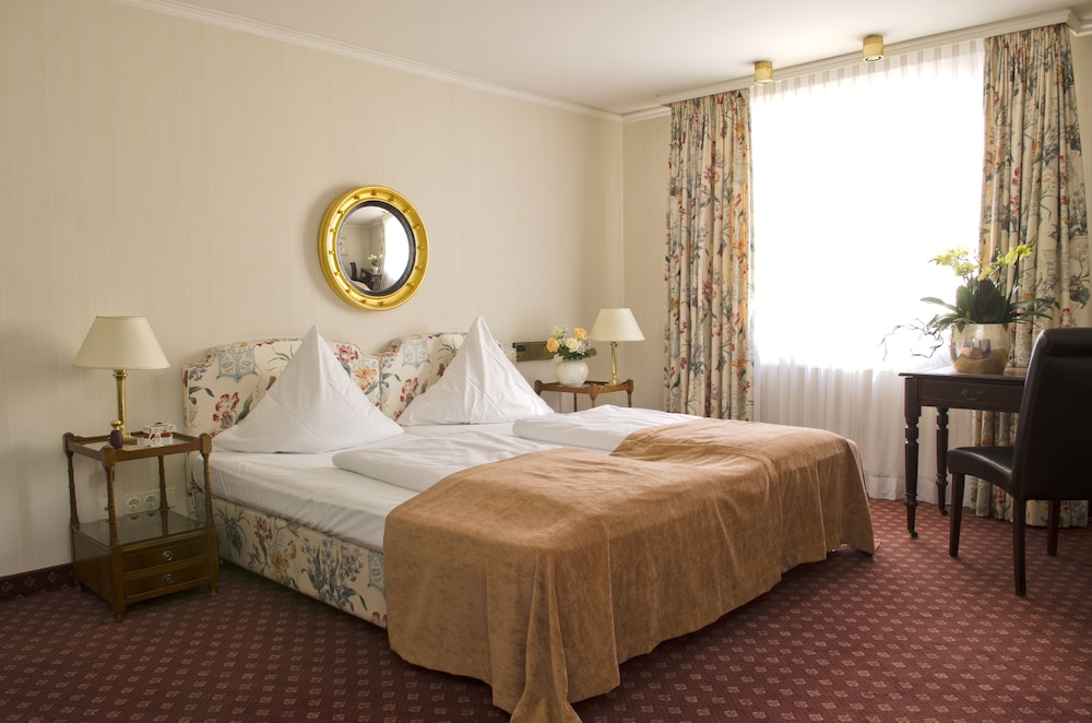 hotel schlicker