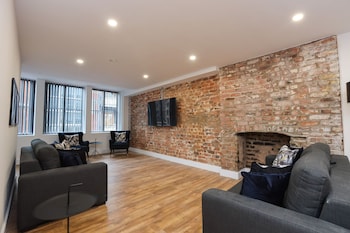 wood street apartments