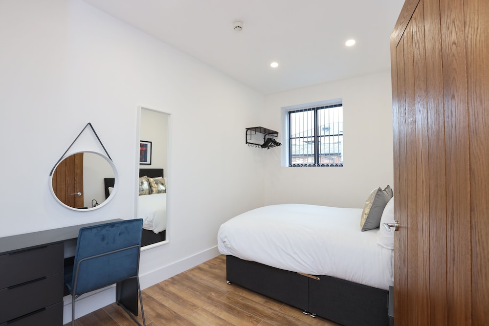 wood street apartments