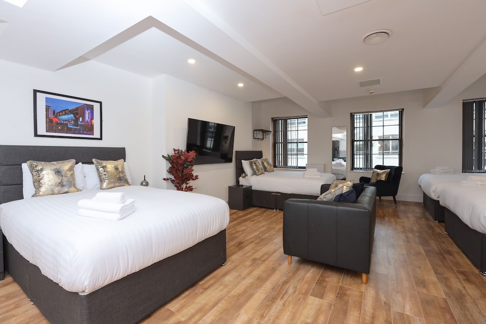 wood street apartments