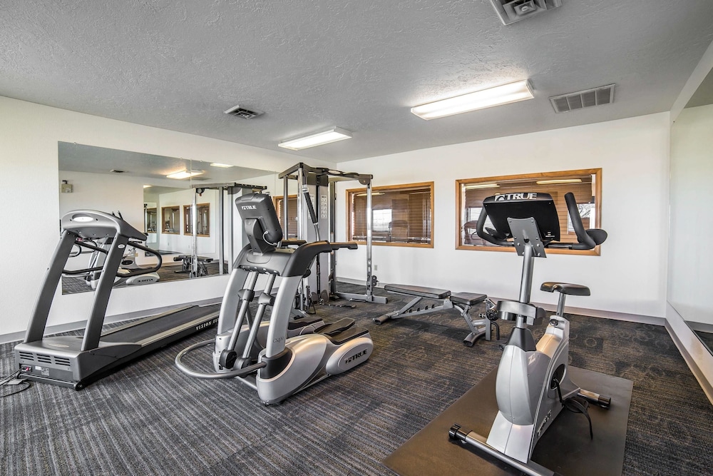 quality inn cheyenne i 25 south