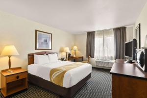 quality inn cheyenne i 25 south