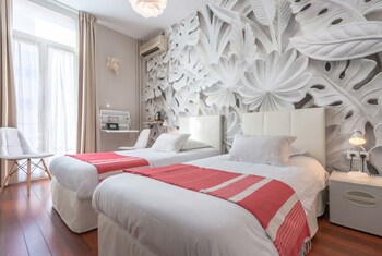 hotel cecil adults only