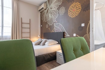 hotel cecil adults only