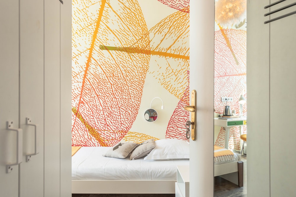 hotel cecil adults only