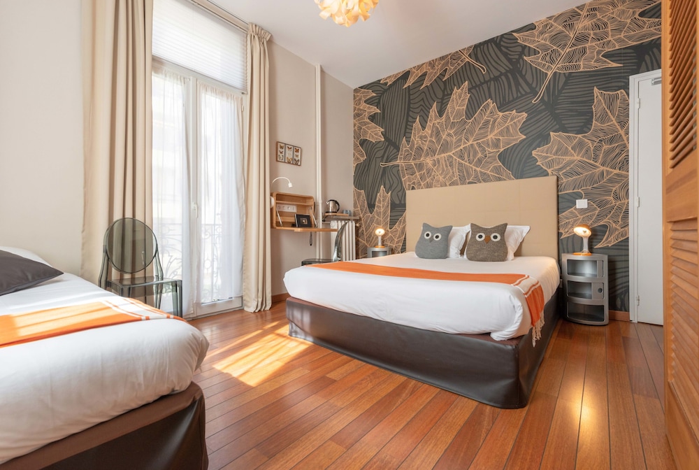 hotel cecil adults only