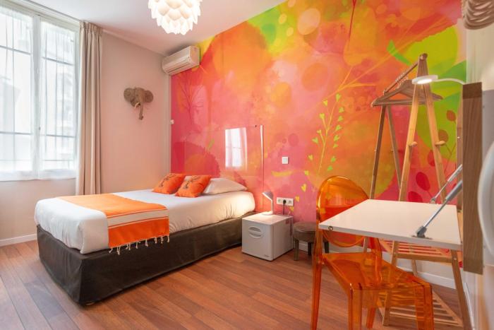 hotel cecil adults only