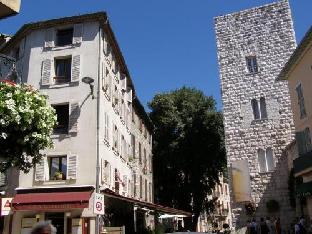 hotel la victoire